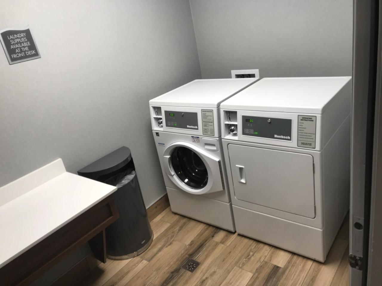 베스트웨스턴 맥민빌 인 호텔 외부 사진